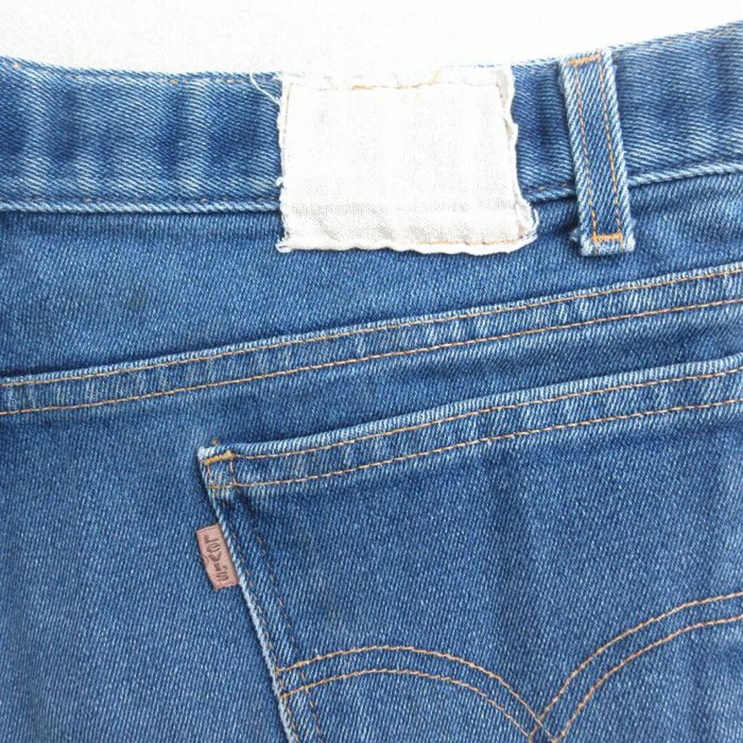 Levi's(リーバイス)のW40★古着 リーバイス Levis ジーンズ メンズ 00年代 00s 大きいサイズ 紺 ネイビー デニム 23dec15 中古 ボトムス ジーパン Gパン ロング パンツ メンズのパンツ(ワークパンツ/カーゴパンツ)の商品写真