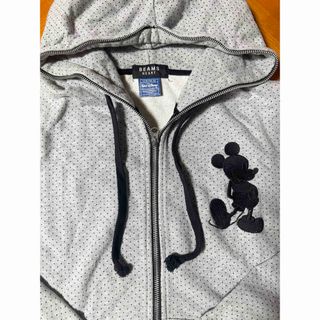 ビームス(BEAMS)の【美品】BEAMS HEART WALT Disney Mサイズ(パーカー)