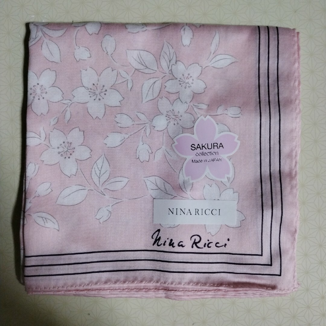 NINA RICCI  大判ハンカチ レディースのファッション小物(ハンカチ)の商品写真