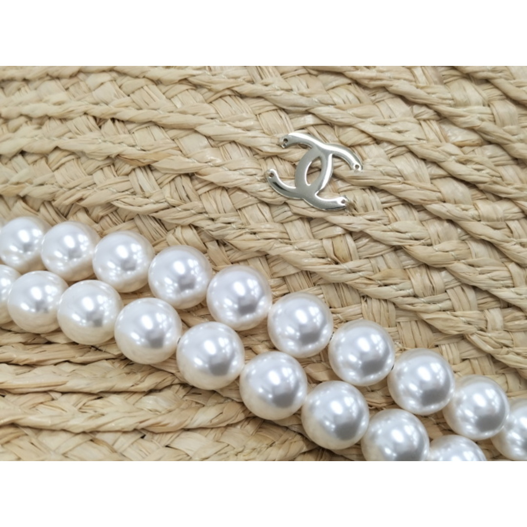 CHANEL - CHANEL キャップ ロゴ ストロー パール ベージュ CHANEL - CHANEL キャップ ロゴ ストロー パール ベージュ