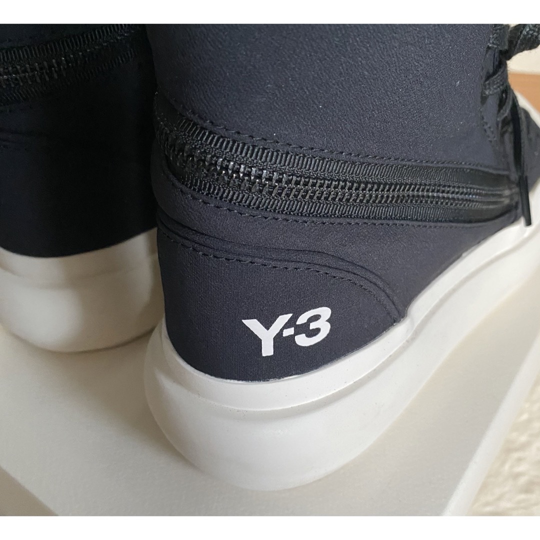 Y-3(ワイスリー)のＹ－3 ハイカットスニーカー【美品】✨ レディースの靴/シューズ(スニーカー)の商品写真