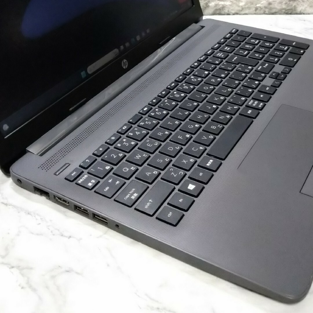 HP(ヒューレットパッカード)のHP 250 G7 Core i5 SSD 値引不可 スマホ/家電/カメラのPC/タブレット(ノートPC)の商品写真