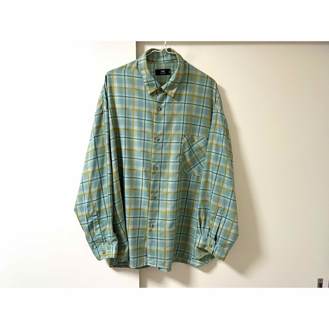 HARE(ハレ)の未使用新品！HARE オーバーサイズチェックシャツ 緑 日本製 メンズのトップス(シャツ)の商品写真