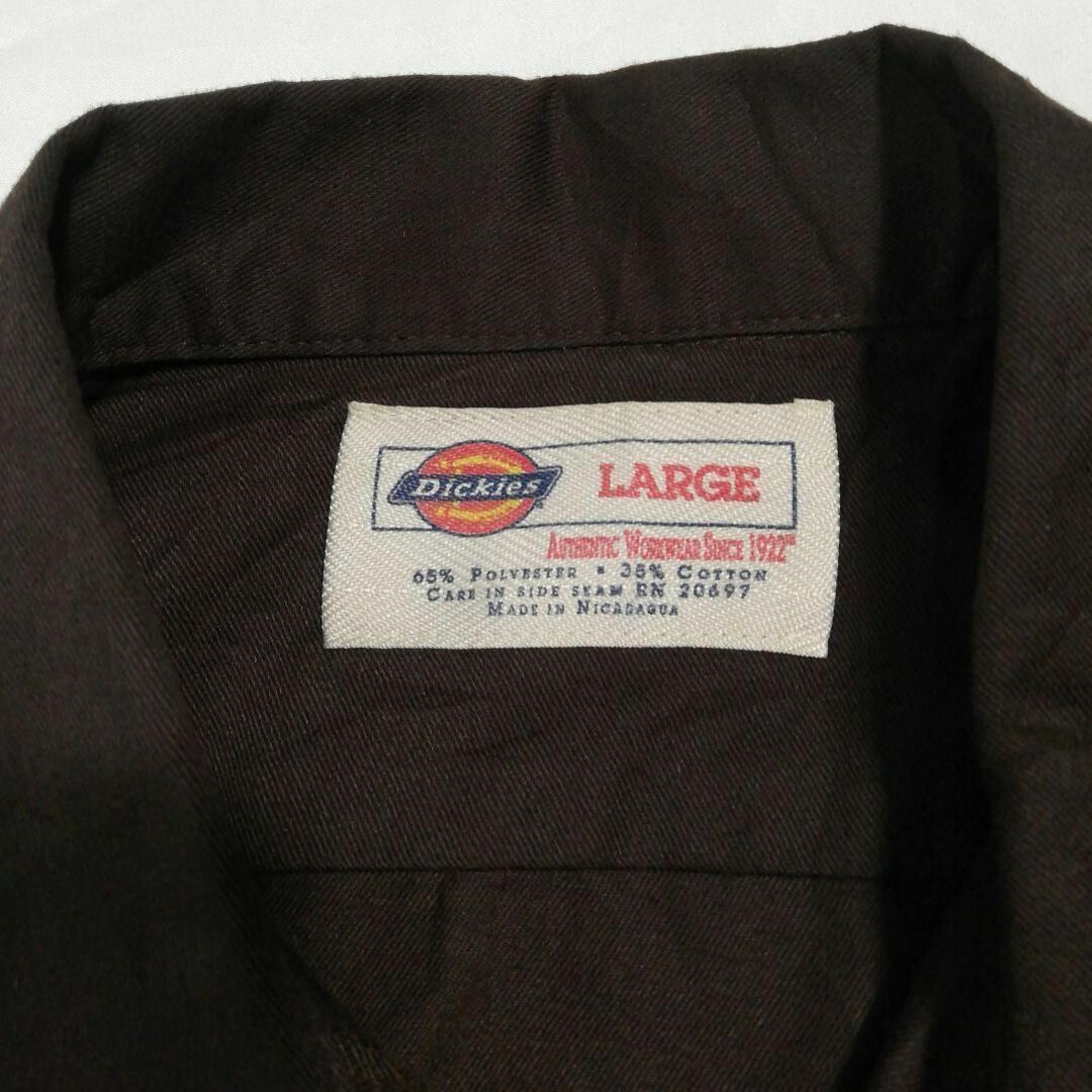 Dickies(ディッキーズ)のDickies ゴールド刺繍 ワッペン 長袖シャツ ブラウン ディッキーズ 茶色 メンズのトップス(シャツ)の商品写真