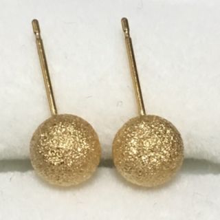 K18YG スラッシュボール　スターダストボール　6mm  ピアス　美品 保証書(ピアス)