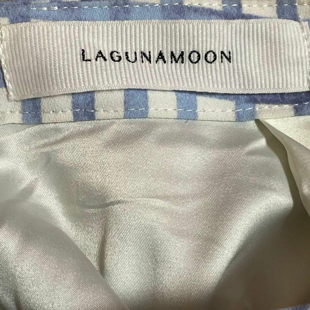 LagunaMoon(ラグナムーン)のLAGUNAMOON ラグナムーン　ロングスカート　白×水色パッチワーク総柄　S レディースのスカート(ロングスカート)の商品写真