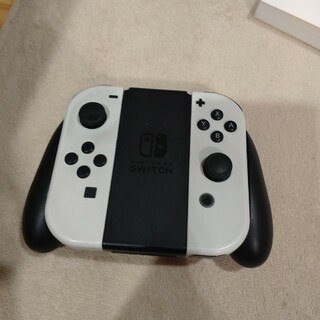 ニンテンドースイッチ(Nintendo Switch)のスイッチ　コントローラー(家庭用ゲーム機本体)