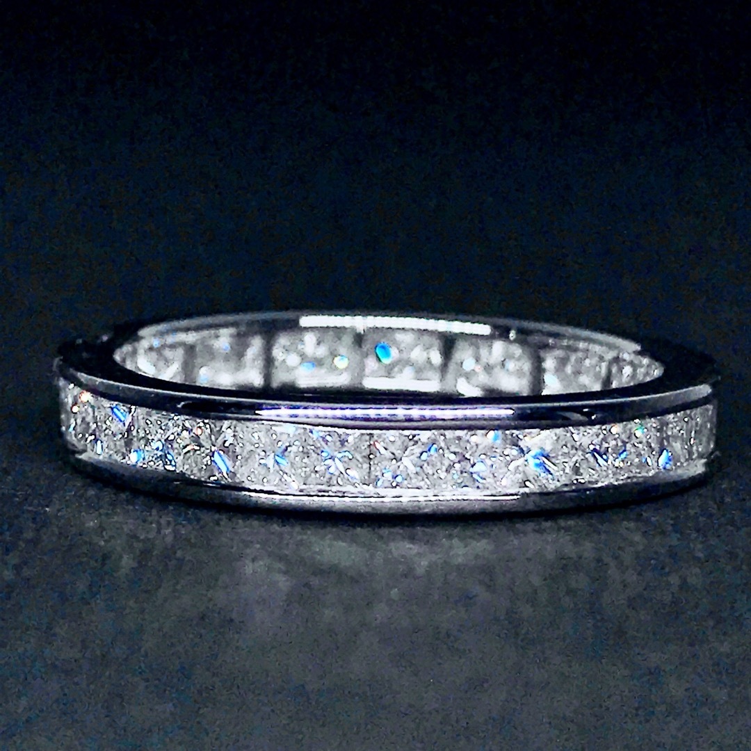 2.00ct プリンセスカット フルエタニティ ダイヤモンドリング K18WG レディースのアクセサリー(リング(指輪))の商品写真