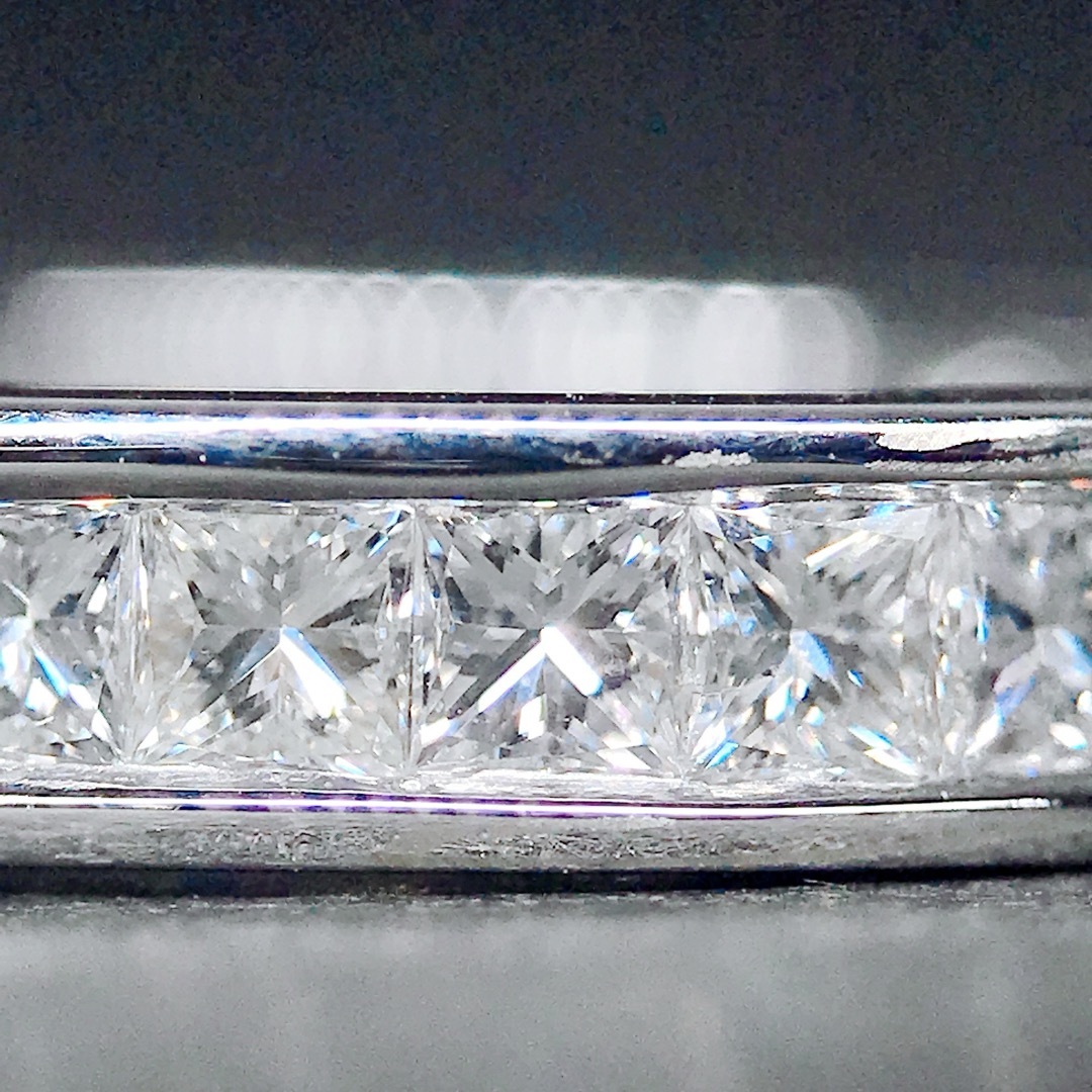 2.00ct プリンセスカット フルエタニティ ダイヤモンドリング K18WG レディースのアクセサリー(リング(指輪))の商品写真