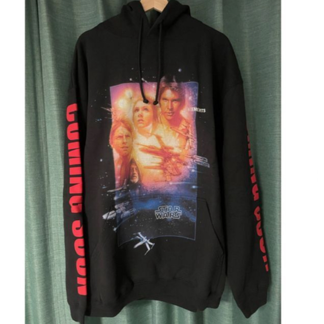 VETEMENTS(ヴェトモン)のVETEMENTS × STAR WARS 　ヴェトモン × スターウォーズS メンズのトップス(パーカー)の商品写真