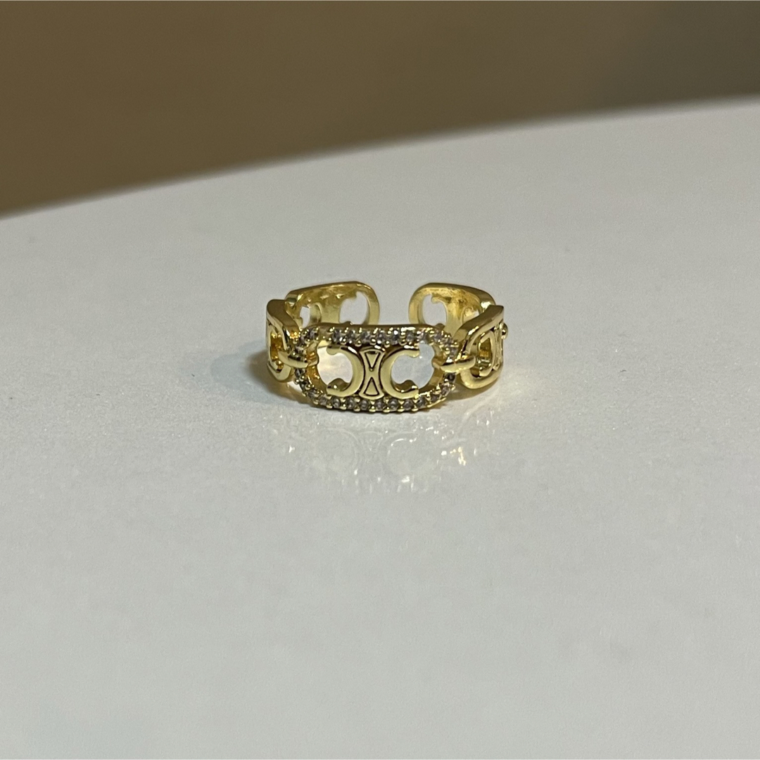えみりん様　リング　指輪　おしゃれ フリーサイズ　トリオンフ レディースのアクセサリー(リング(指輪))の商品写真
