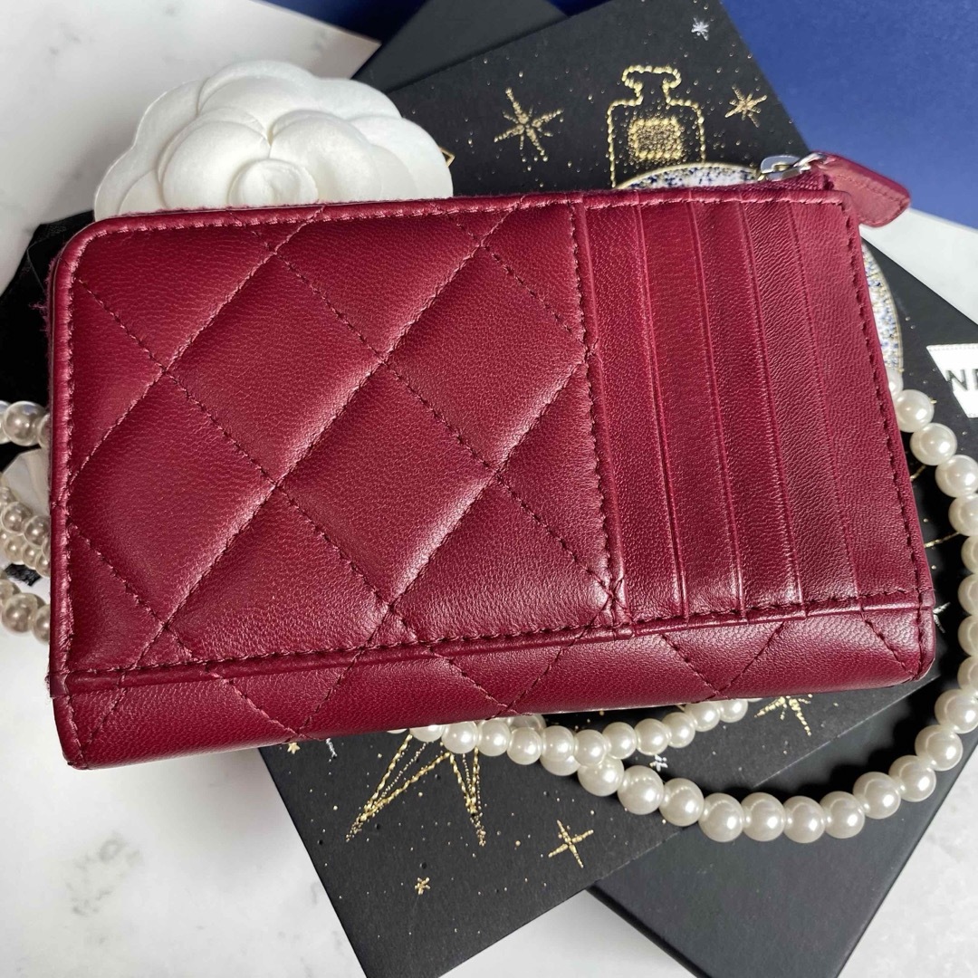 CHANEL(シャネル)の☆美品☆シャネル　マトラッセ　ラムスキン　フラグメントケース　ボルドー レディースのファッション小物(コインケース)の商品写真