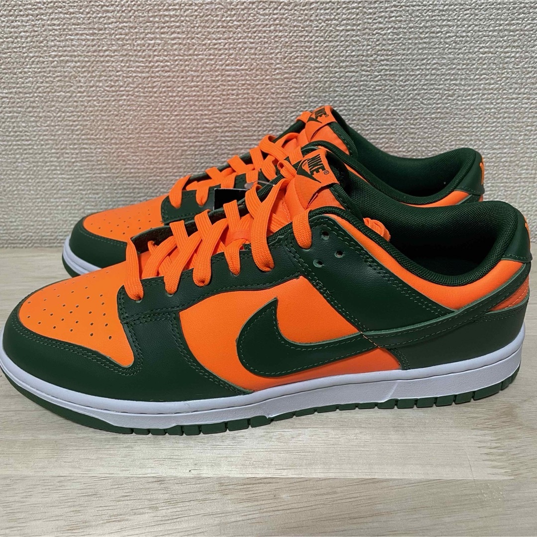 NIKE(ナイキ)のナイキ ダンク ロー レトロ マイアミ NIKE DD1391-300 29.0 メンズの靴/シューズ(スニーカー)の商品写真