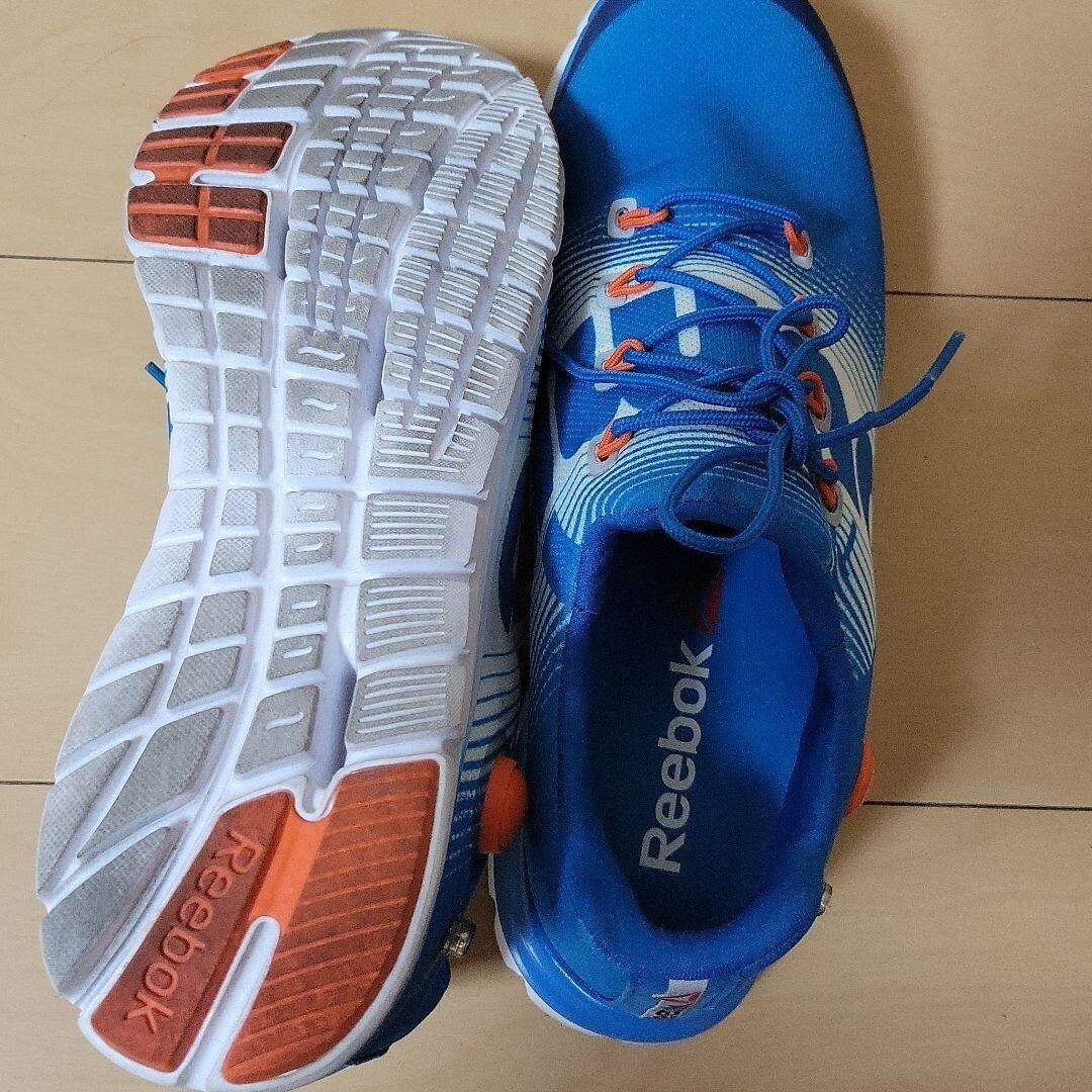 Reebok(リーボック)の入手困難❗【美品❗】Reebokスニーカーポンプリュ～　青 メンズの靴/シューズ(スニーカー)の商品写真