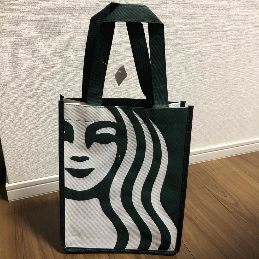 Starbucks(スターバックス)のスターバックス　エコバッグ　不織布 レディースのバッグ(エコバッグ)の商品写真