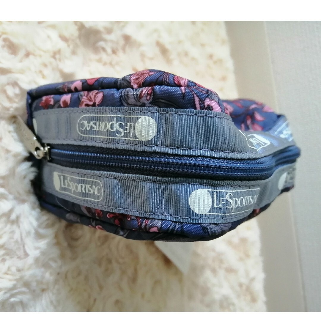 LeSportsac(レスポートサック)の未使用品★レスポートサック　アクセサリーポーチ★小物入れ レディースのファッション小物(ポーチ)の商品写真