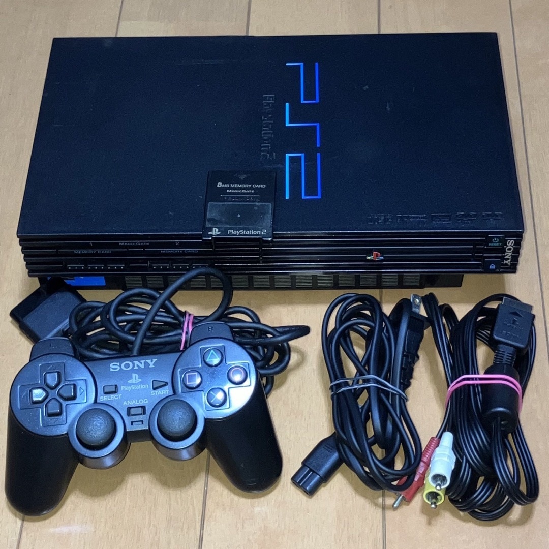 PlayStation2(プレイステーション2)のPS2 SCPH-50000 クリアブラック本体セット 美品 エンタメ/ホビーのゲームソフト/ゲーム機本体(家庭用ゲーム機本体)の商品写真