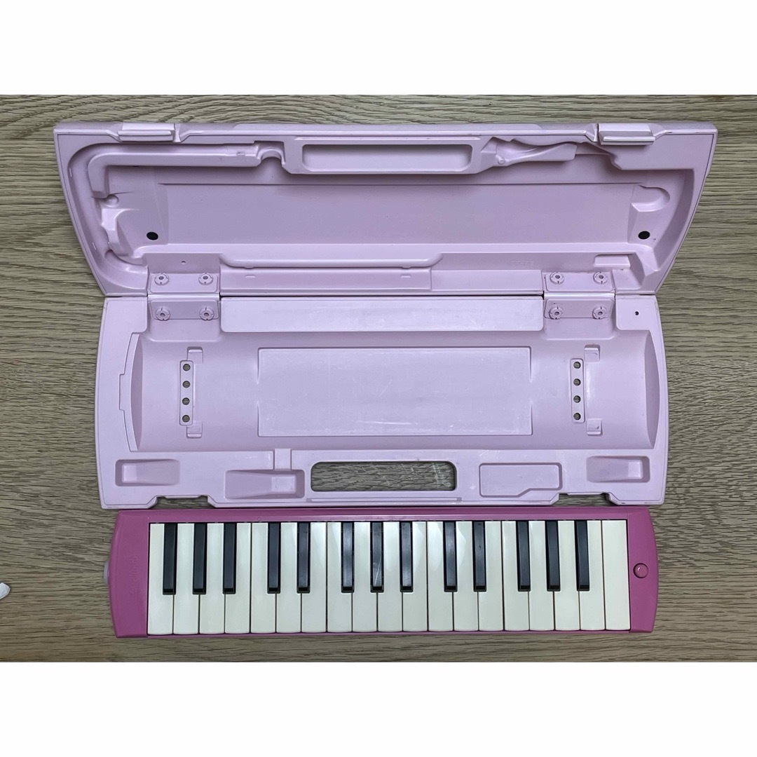 ヤマハ(ヤマハ)のYAMAHA ヤマハ ピアニカ ピンク P-32EP 楽器の楽器 その他(その他)の商品写真