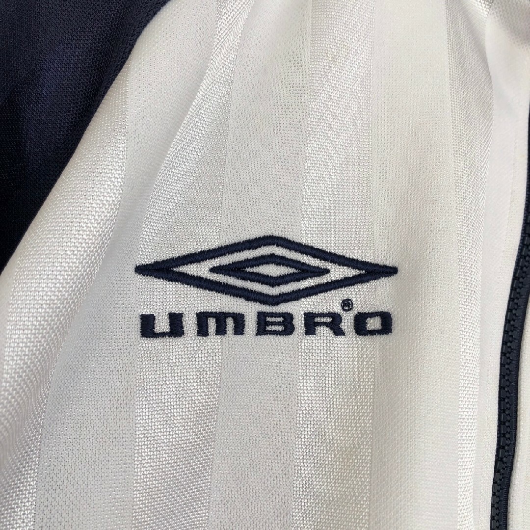 UMBRO(アンブロ)のUMBRO アンブロ　Y2K イングランドカラー　トリコロール　トラックジャケッ レディースのトップス(その他)の商品写真