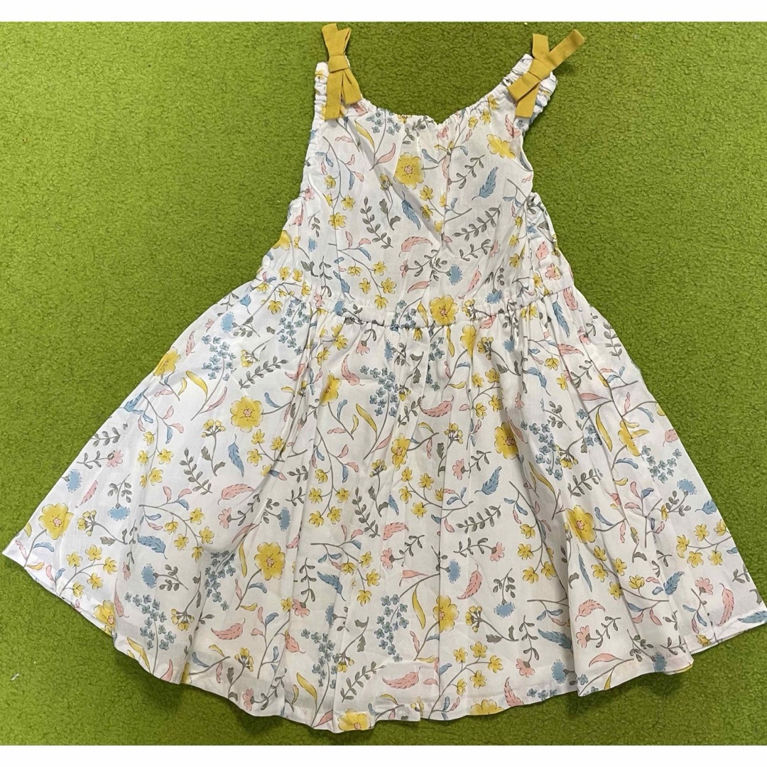 Biquette Club(ビケットクラブ)のビケットクラブ 花柄ワンピース 95 キッズ/ベビー/マタニティのキッズ服女の子用(90cm~)(ワンピース)の商品写真