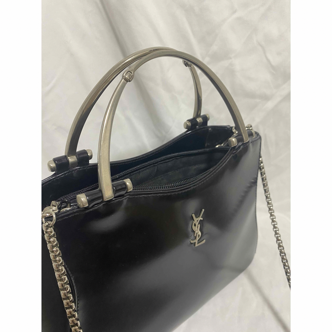 Saint Laurent(サンローラン)のYves Saint Laurent 2wayショルダーバッグブラック チェーン レディースのバッグ(ハンドバッグ)の商品写真