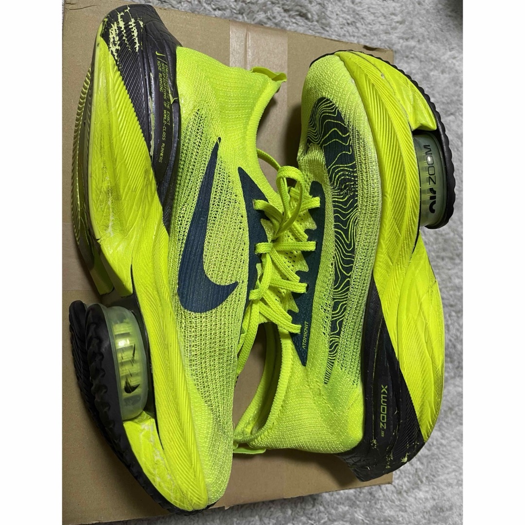 NIKEAIRZOOMアルファフライネクスト% スポーツ/アウトドアのランニング(シューズ)の商品写真