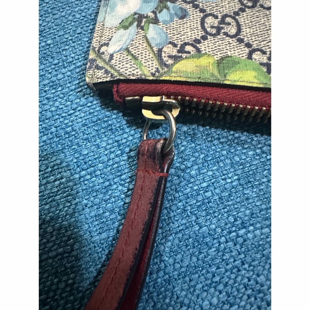 Gucci(グッチ)のGUCCIグッチGGクラッチバッグ　花柄 レディースのバッグ(クラッチバッグ)の商品写真