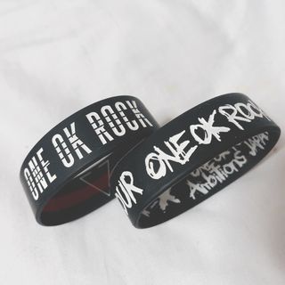 ワンオクロック(ONE OK ROCK)のONE OK ROCK ラバーバンド2個(ポップス/ロック(邦楽))