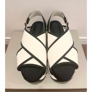 マルニ(Marni)のマルニ　MARNI クロスウェッジサンダル　38(サンダル)