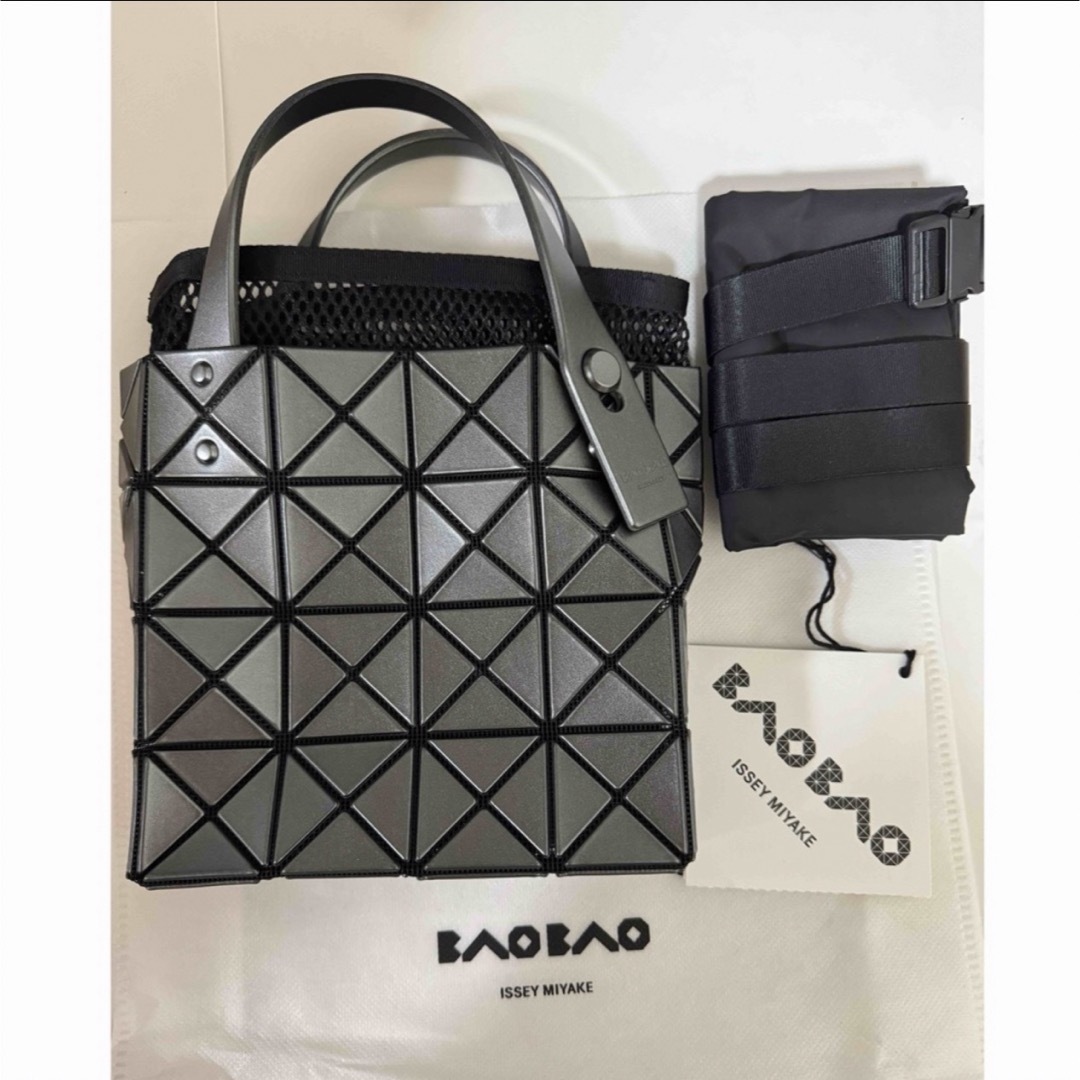 BaoBaoIsseyMiyake(バオバオイッセイミヤケ)のBAO BAO ISSEY MIYAKE LUCENT BOXY レディースのバッグ(トートバッグ)の商品写真