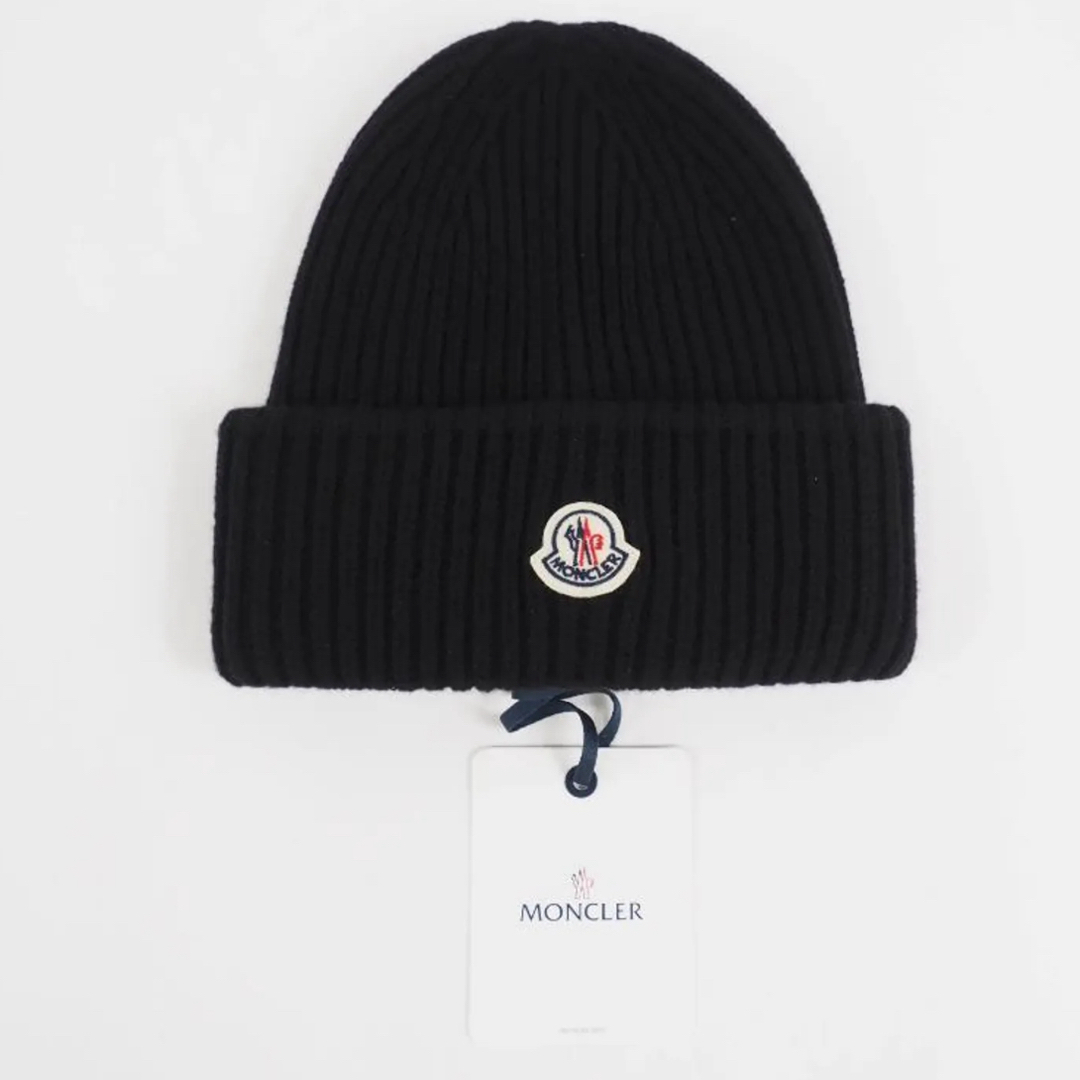 MONCLER(モンクレール)のMONCLER:ロゴ ニットキャップフリーサイズ レディースの帽子(ニット帽/ビーニー)の商品写真