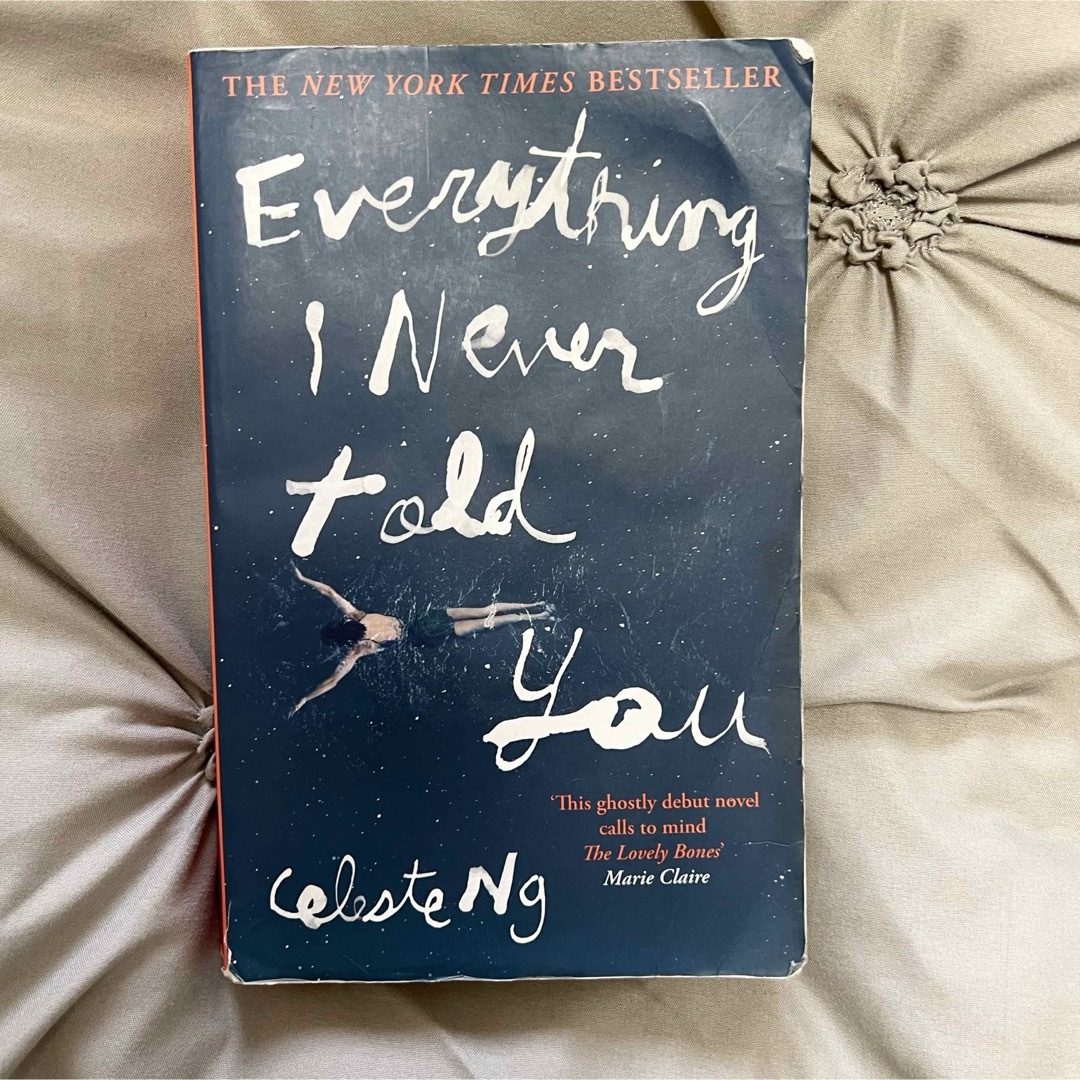 Everything I never told you エンタメ/ホビーの本(洋書)の商品写真