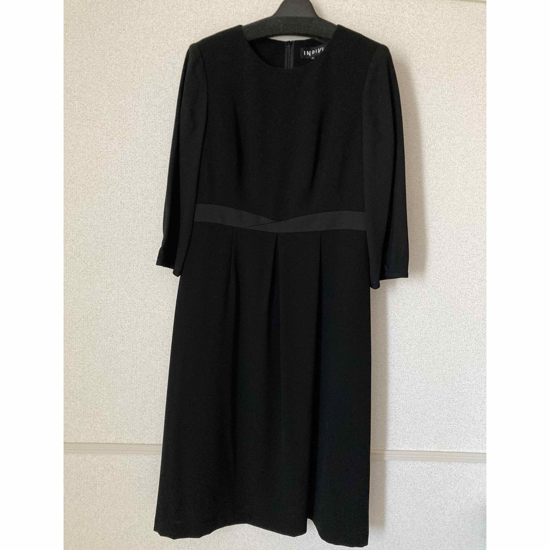 INDIVI(インディヴィ)のINDIVI ブラックフォーマル ワンピース レディースのフォーマル/ドレス(礼服/喪服)の商品写真