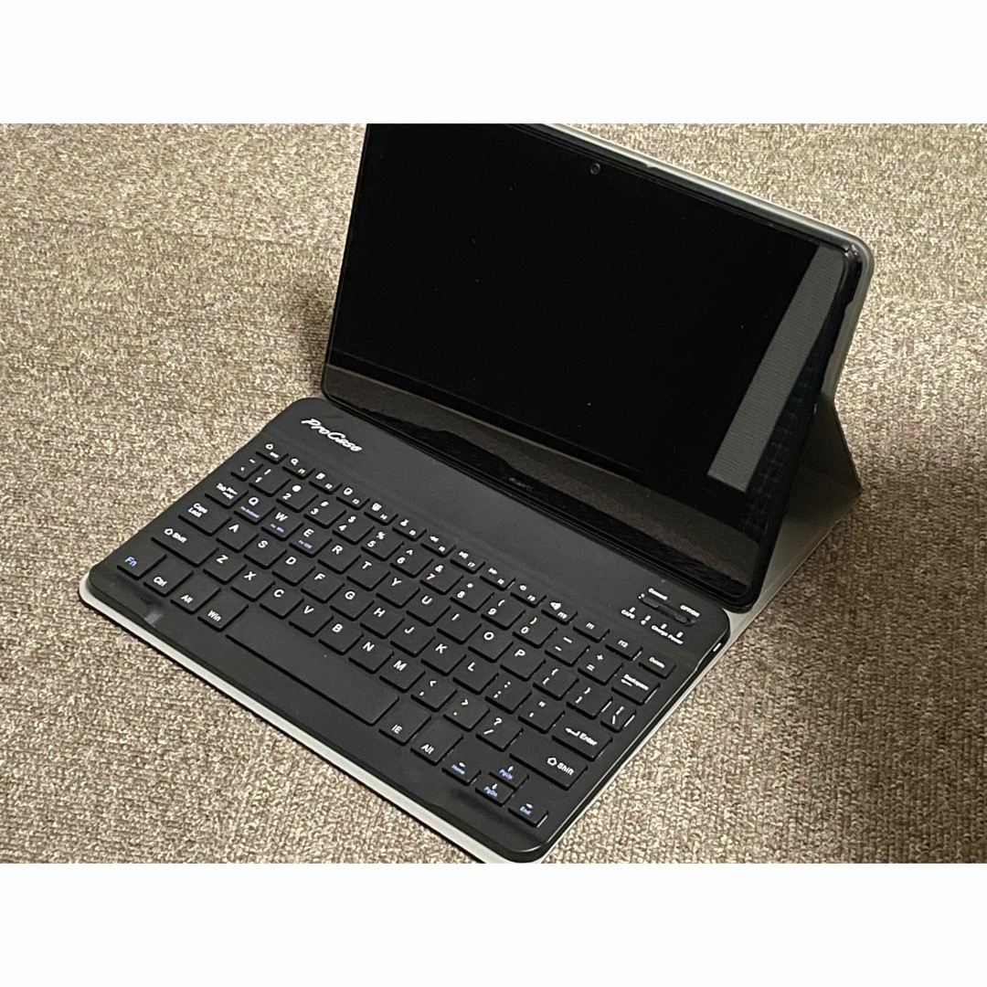 HUAWEI(ファーウェイ)の【良品】HUAWEI MediaPad T5 16GB Wi-Fiモデル スマホ/家電/カメラのPC/タブレット(タブレット)の商品写真