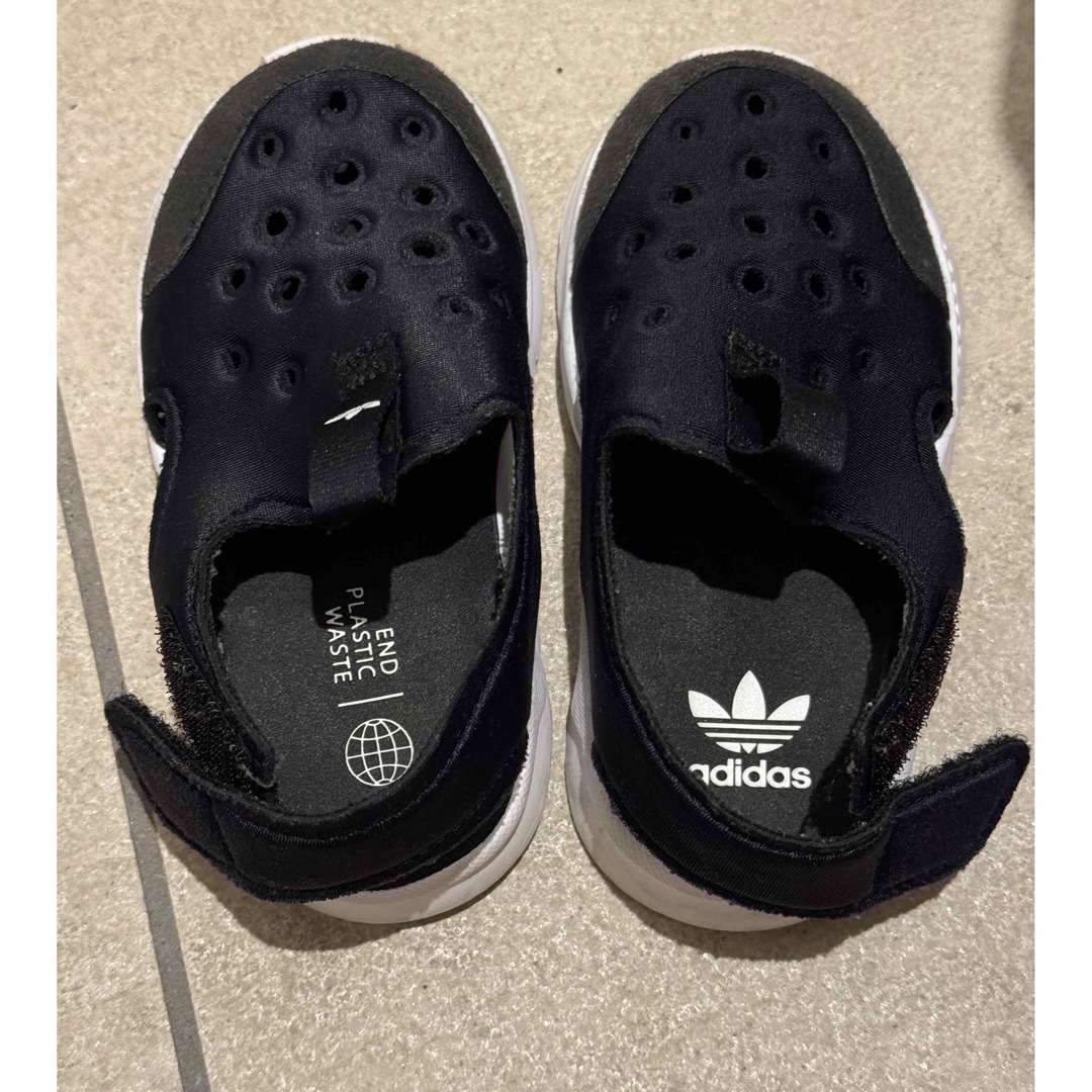 adidas(アディダス)のadidas サンダル　15センチ キッズ/ベビー/マタニティのキッズ靴/シューズ(15cm~)(サンダル)の商品写真