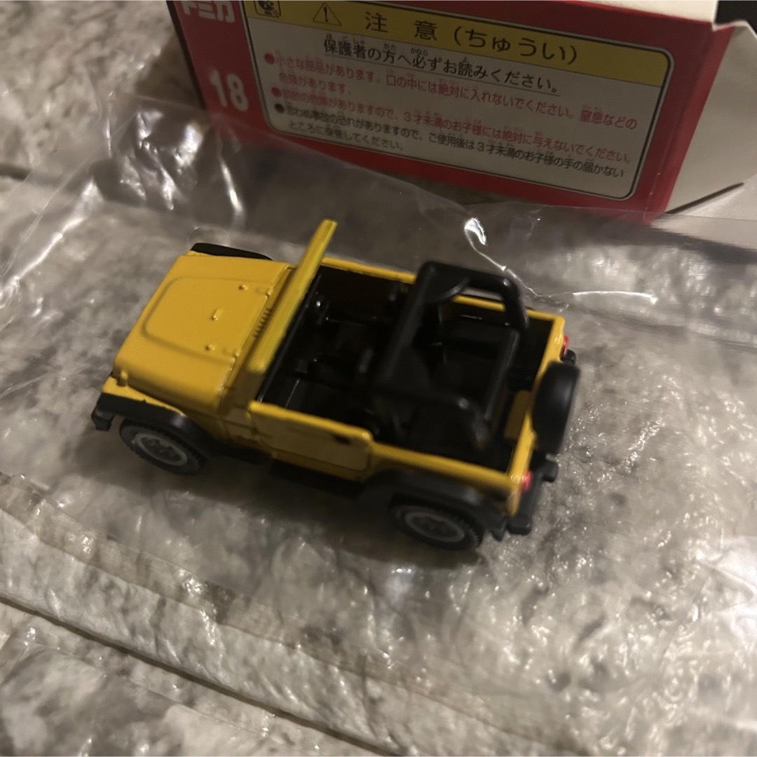 Takara Tomy(タカラトミー)のトミカ ミニカー  4台 エンタメ/ホビーのおもちゃ/ぬいぐるみ(ミニカー)の商品写真