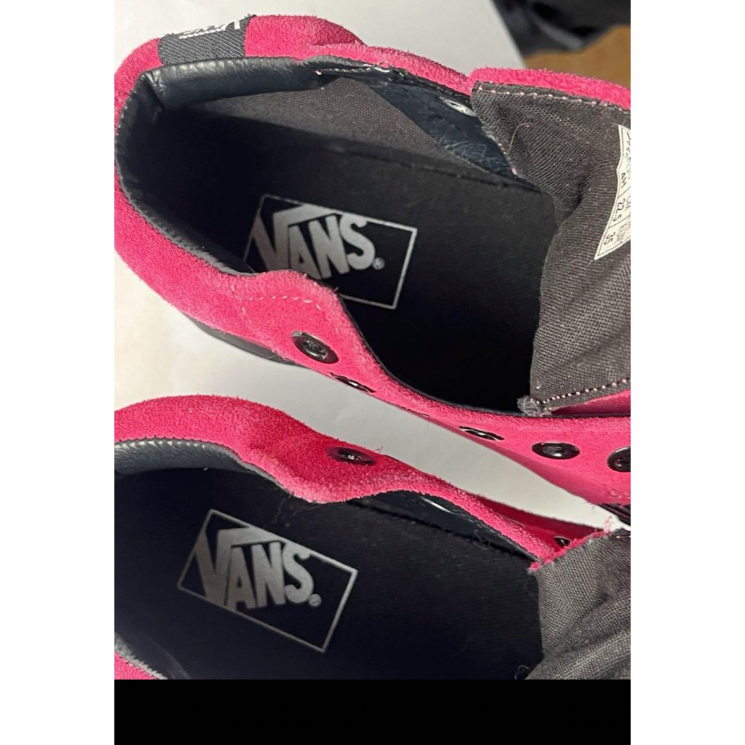 VANS(ヴァンズ)のVANS CREEPERS  スエード　スカル レディースの靴/シューズ(スニーカー)の商品写真