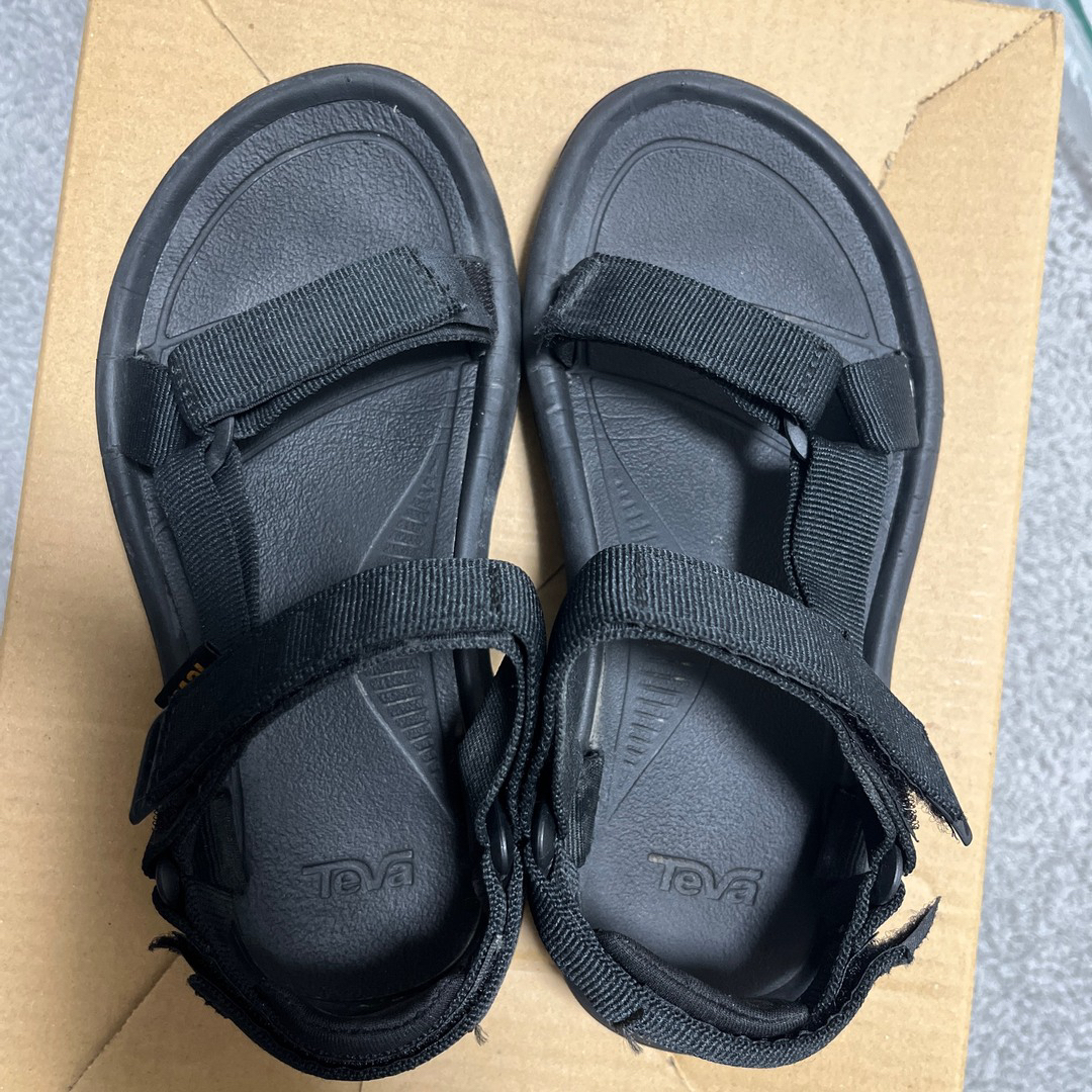 Teva(テバ)のTeva サンダル　ハリケーンXLT2 22センチ レディースの靴/シューズ(サンダル)の商品写真