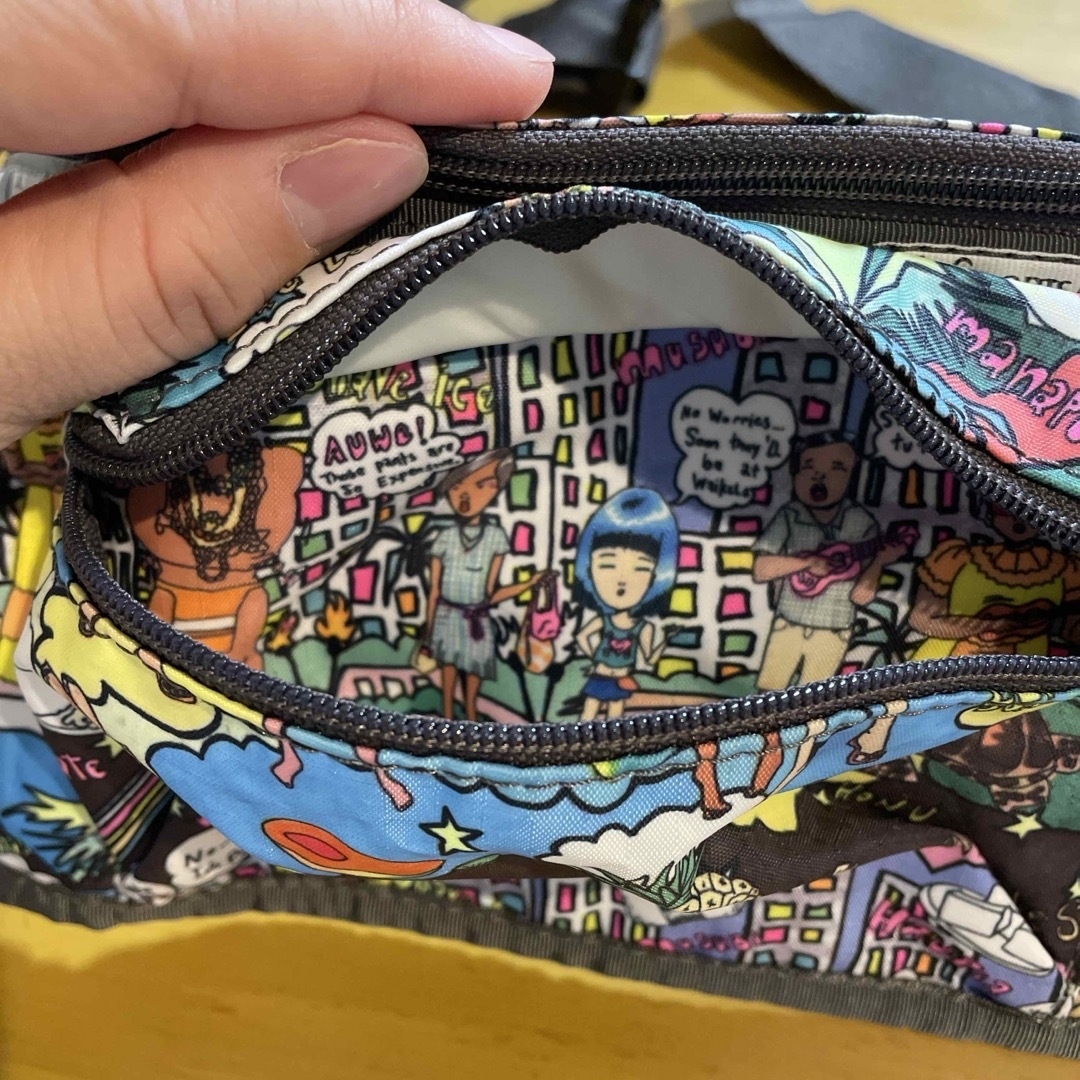 LeSportsac(レスポートサック)のlesportsac レスポ　ウエストポーチ、ボディバッグ レディースのバッグ(ボディバッグ/ウエストポーチ)の商品写真