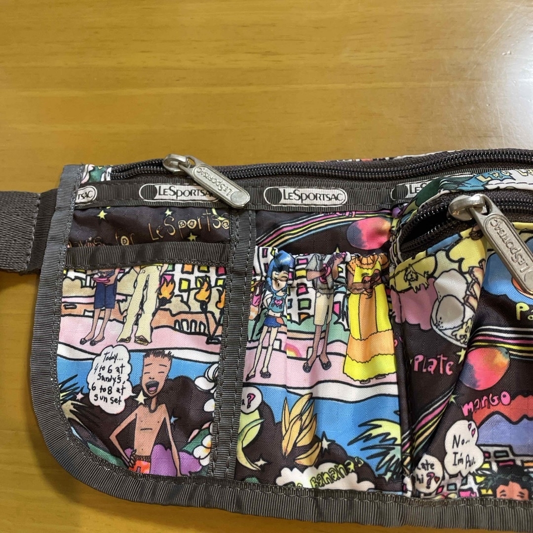 LeSportsac(レスポートサック)のlesportsac レスポ　ウエストポーチ、ボディバッグ レディースのバッグ(ボディバッグ/ウエストポーチ)の商品写真