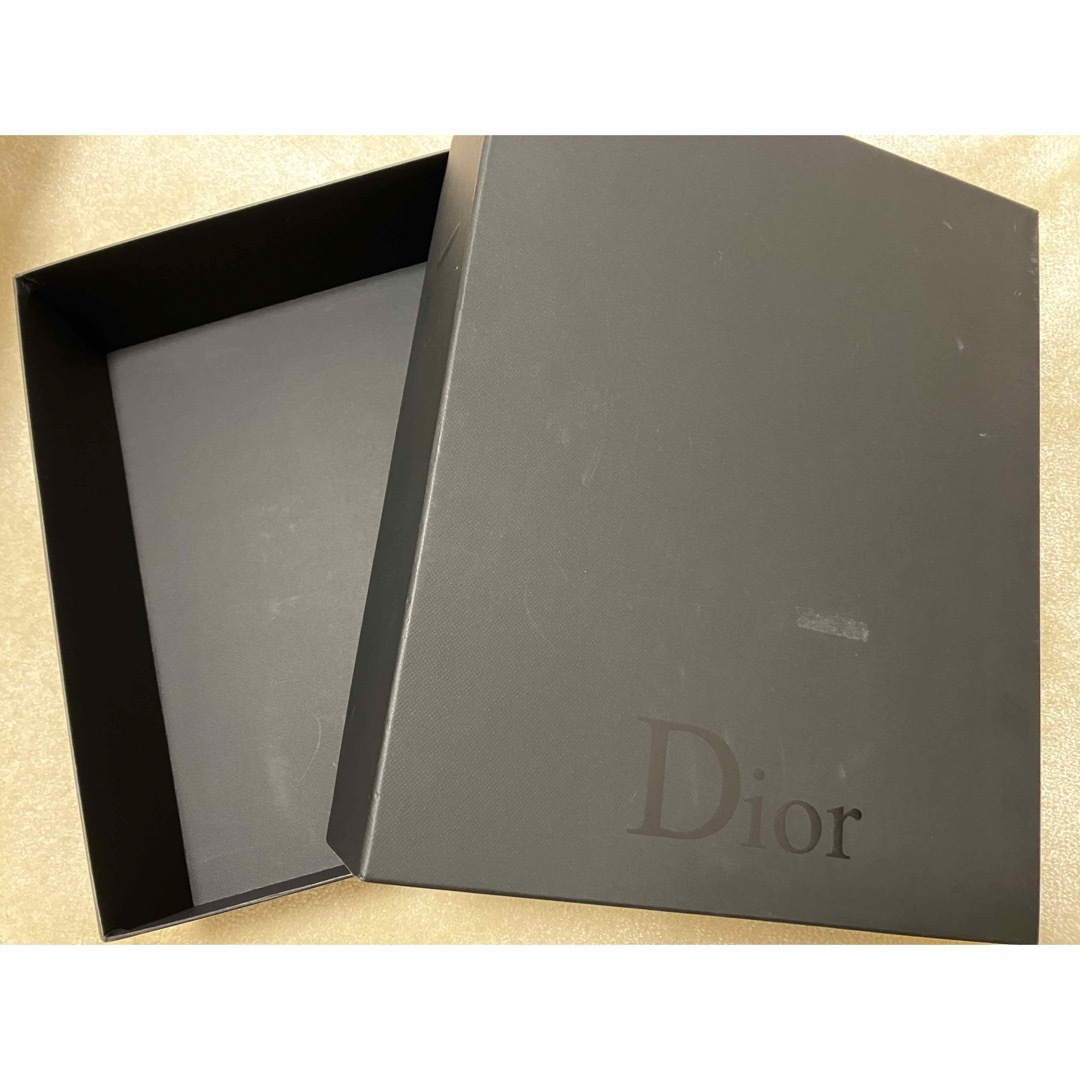 Christian Dior(クリスチャンディオール)のディオール 空箱 ブランド　ボックス  箱　黒 ブラック　大 レディースのバッグ(ショップ袋)の商品写真