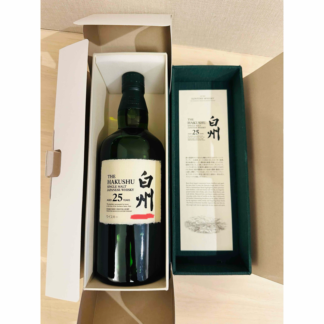 サントリー(サントリー)のサントリー白州25年　700ml 箱付き　新しいタイプ　ホログラムあり 食品/飲料/酒の酒(ウイスキー)の商品写真