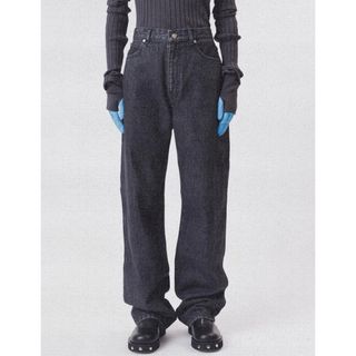 OUAT 008 BLACK OFFICE JEANS