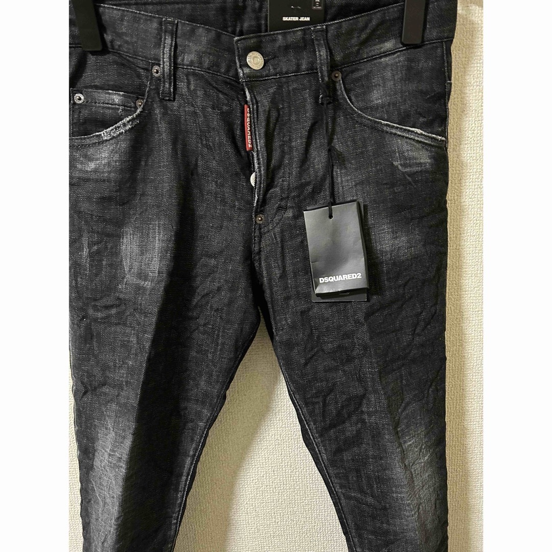 DSQUARED2(ディースクエアード)の2023AW BLACK CLEAN WASH SKATER JEANS 46 メンズのパンツ(デニム/ジーンズ)の商品写真