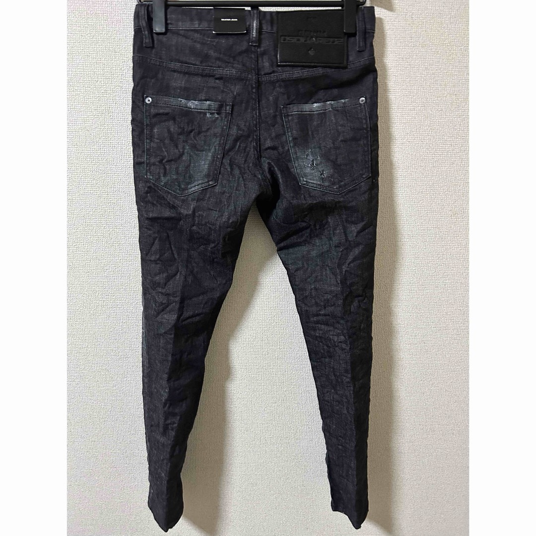 DSQUARED2(ディースクエアード)の2023AW BLACK CLEAN WASH SKATER JEANS 46 メンズのパンツ(デニム/ジーンズ)の商品写真