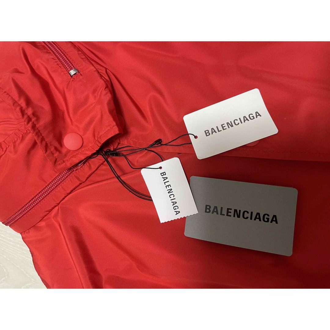 Balenciaga(バレンシアガ)のバレンシアガ　バックロゴ　ナイロンジャケット メンズのジャケット/アウター(ナイロンジャケット)の商品写真