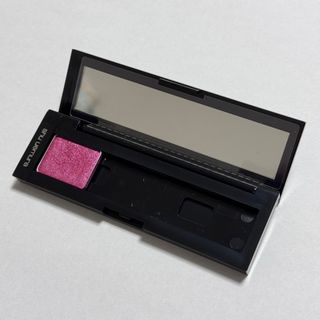 シュウウエムラ(shu uemura)のシュウウエムラ　プレスドアイシャドー　ビビッドグレープ　カスタムケース(アイシャドウ)