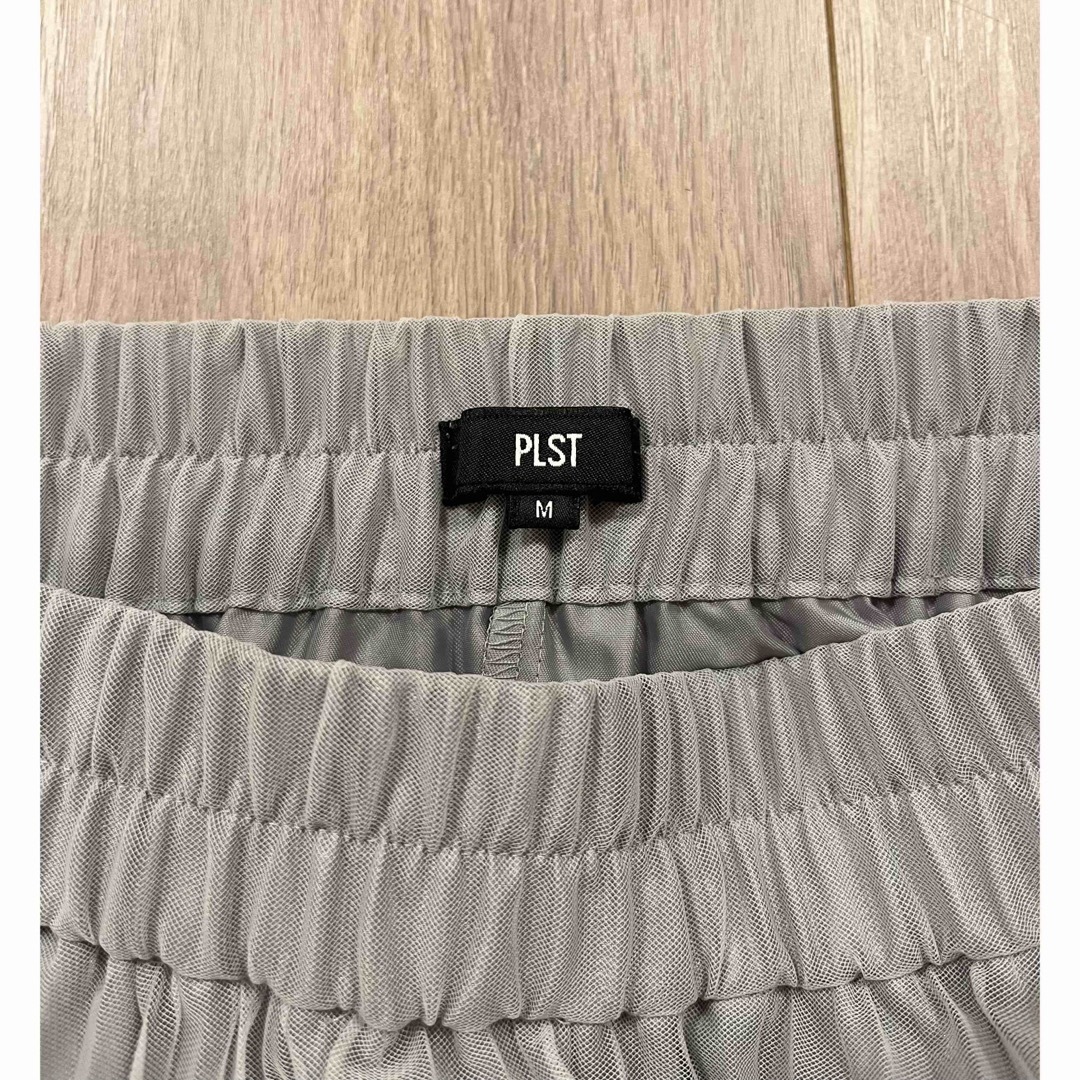 PLST(プラステ)のプラステPLST☆ チュールプリーツロングスカート　Mグレー レディースのスカート(ロングスカート)の商品写真