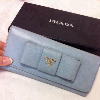 プラダ(PRADA)の１７日まで！PRADA♡サフィアーノ(財布)