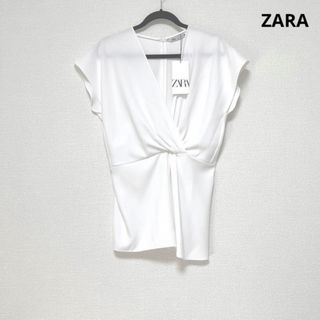 ザラ(ZARA)の♡ 新品　未使用　タグ付き　♡ ZARA ザラ　半袖　トップス　L(シャツ/ブラウス(半袖/袖なし))